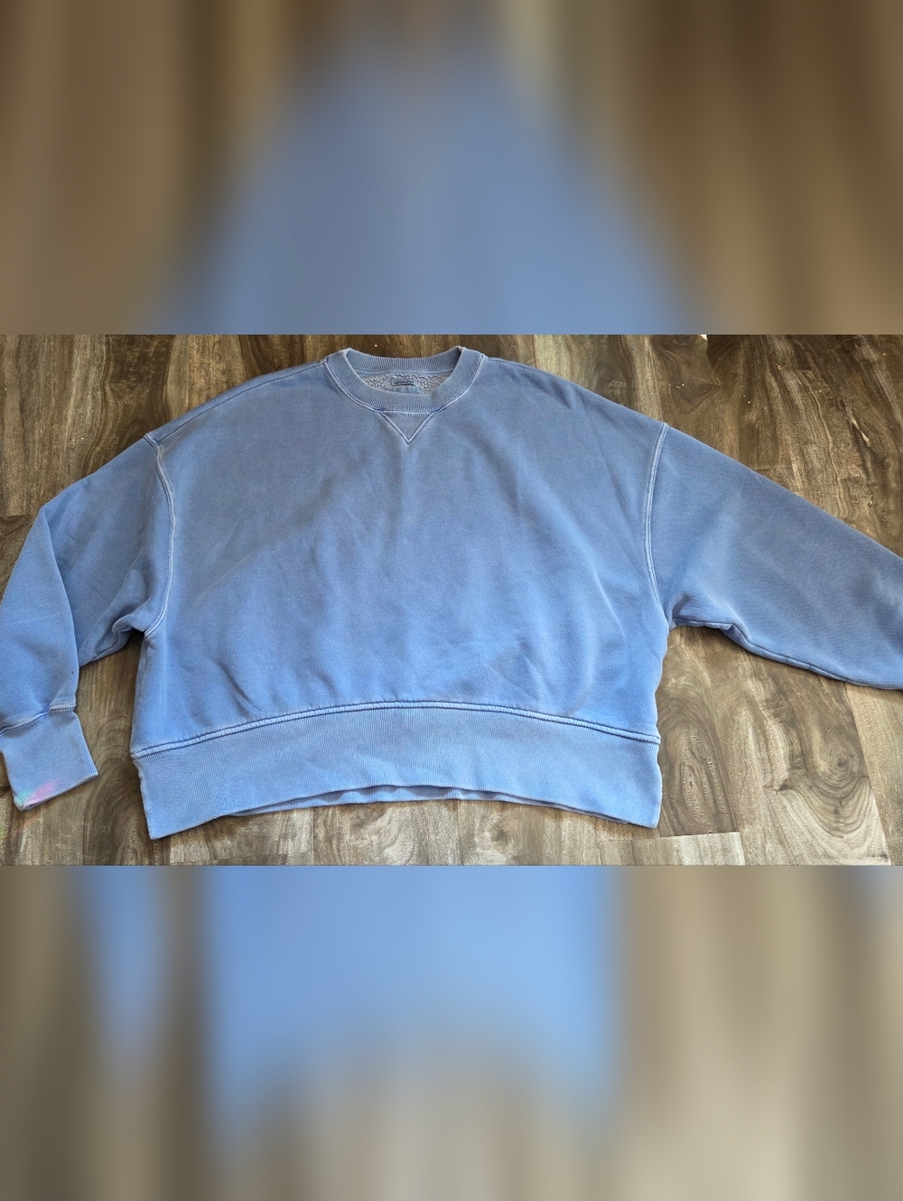 Abercrombie & Fitch Light Blue Crewneck Sweatshirt